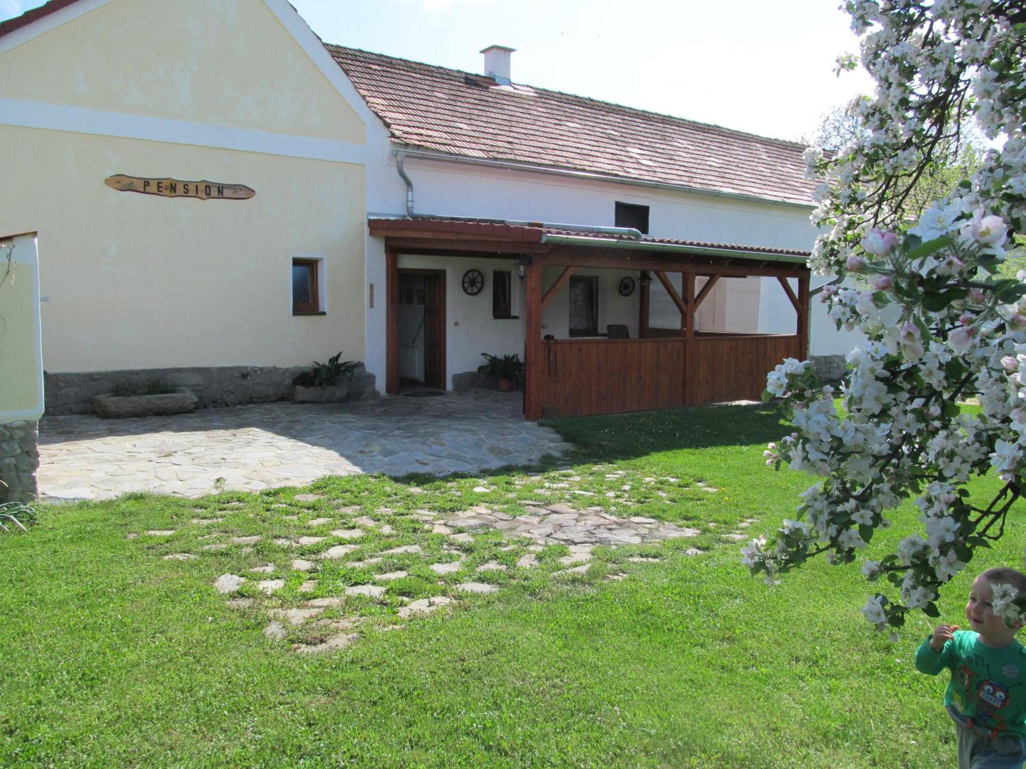 Pension Otevek Trhove Sviny Luaran gambar