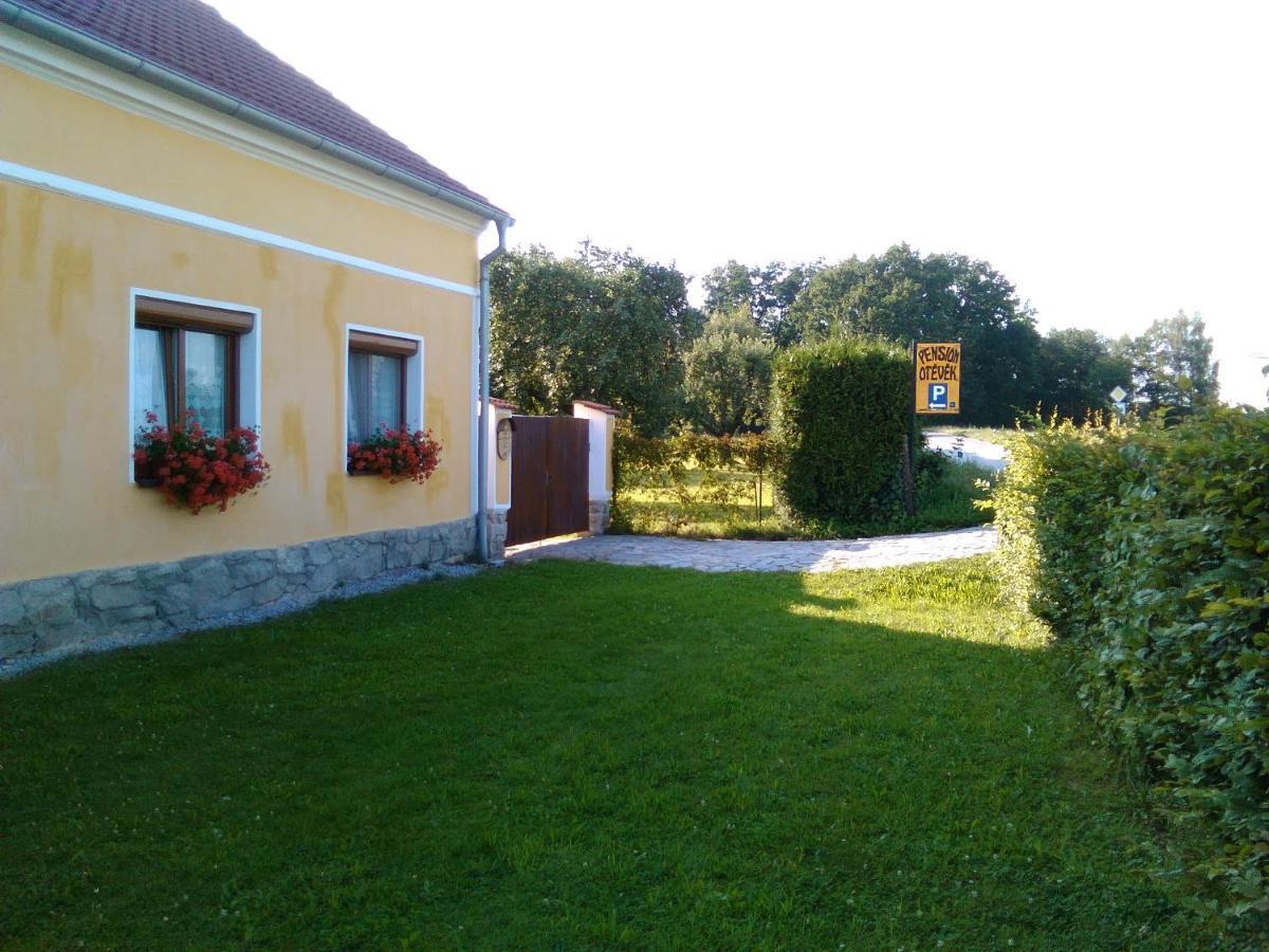 Pension Otevek Trhove Sviny Luaran gambar